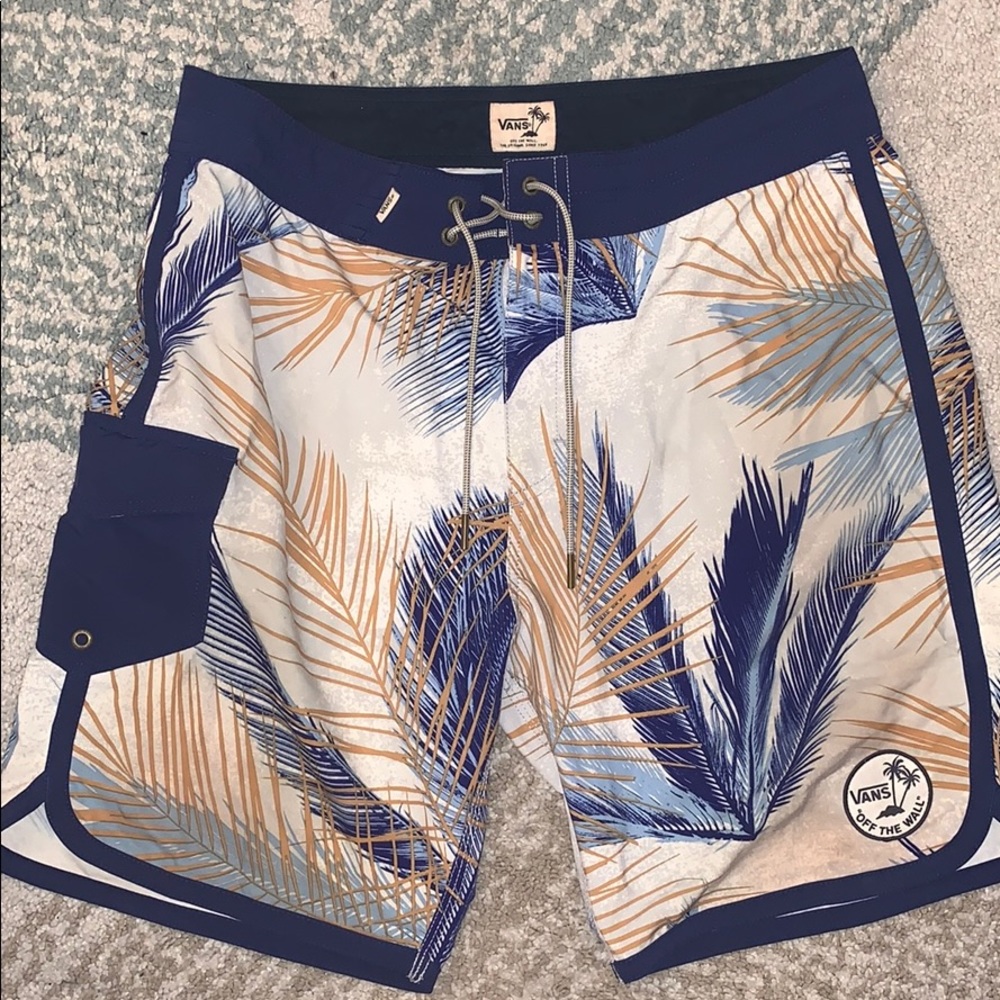 Vans men’s swim board shorts, Hawaiian, size 32